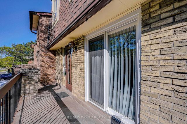 7 - 30 Sandhurst Cir, Townhouse with 3 bedrooms, 2 bathrooms and 2 parking in Toronto ON | Image 23