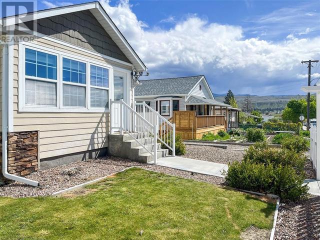 834 School Avenue, House detached with 4 bedrooms, 3 bathrooms and 3 parking in Oliver BC | Image 5