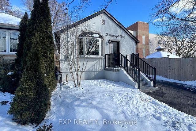 15 Vanbrugh Ave, House detached with 2 bedrooms, 2 bathrooms and 1 parking in Toronto ON | Image 23
