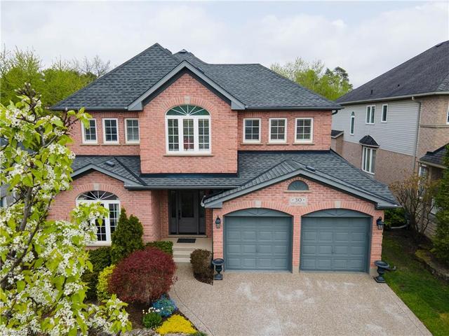 30 Winding Wood Cres, House detached with 4 bedrooms, 2 bathrooms and 4 parking in Kitchener ON | Image 12
