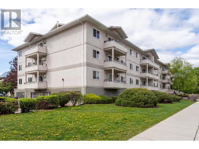 309 - 993 Klo Rd, Condo with 2 bedrooms, 1 bathrooms and 1 parking in Kelowna BC | Image 1