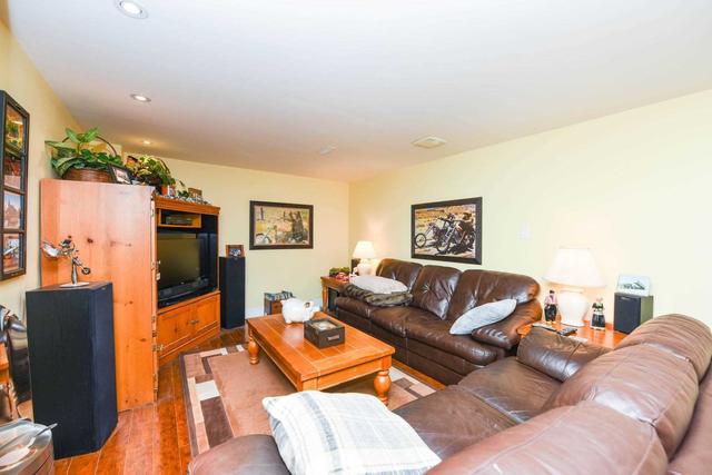 162 Desert Sand Dr, House semidetached with 3 bedrooms, 3 bathrooms and 3 parking in Brampton ON | Image 14