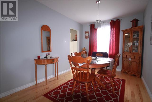 2 Edwards Pl, House other with 5 bedrooms, 2 bathrooms and null parking in Mount Pearl NL | Image 7