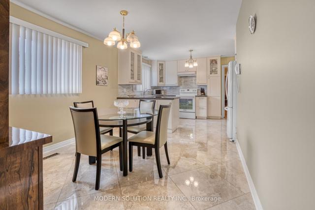 1662 Warren Dr, House semidetached with 3 bedrooms, 3 bathrooms and 4 parking in Mississauga ON | Image 11