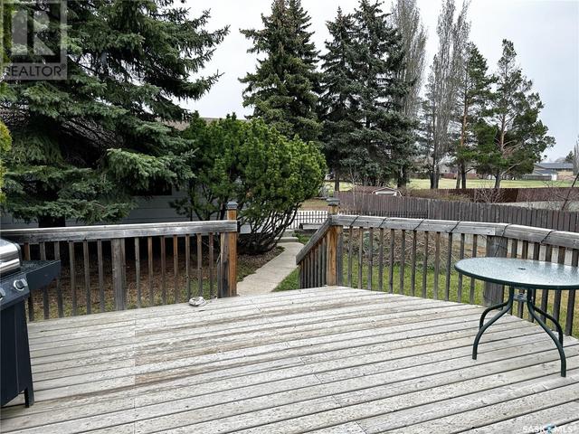 11226 Gardiner Dr, House detached with 4 bedrooms, 2 bathrooms and null parking in North Battleford CY SK | Image 26