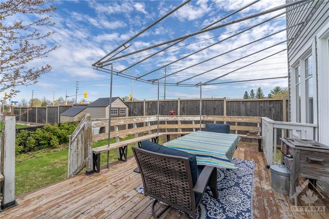 218 Espin Hts, Townhouse with 3 bedrooms, 3 bathrooms and 3 parking in Ottawa ON | Image 28