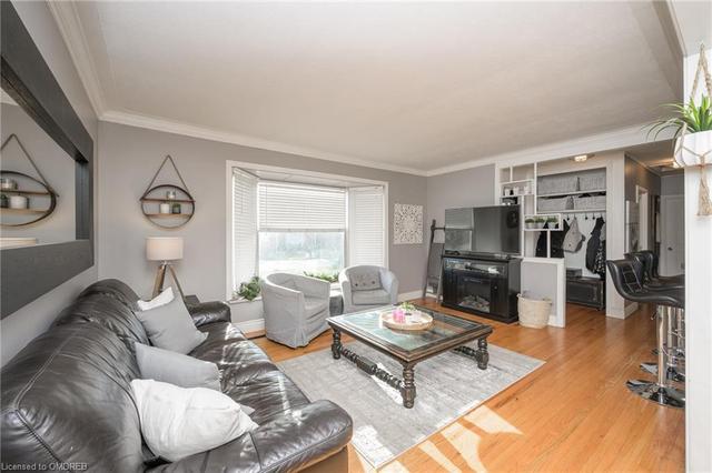 651 Inverness Avenue, House detached with 2 bedrooms, 2 bathrooms and 5 parking in Burlington ON | Image 43