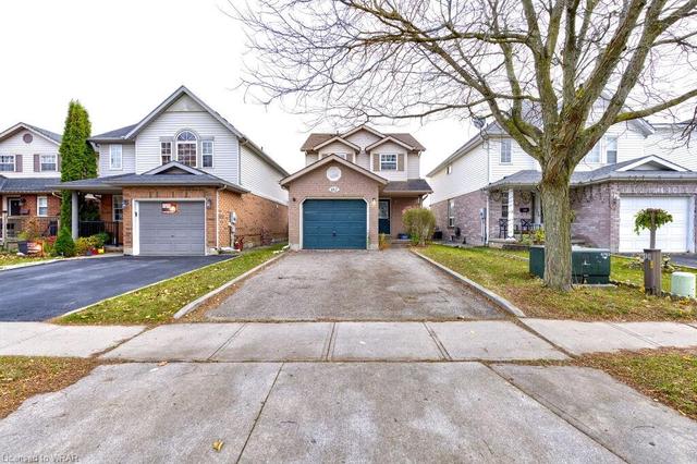 182 Kovac Road, House detached with 4 bedrooms, 1 bathrooms and 3 parking in Cambridge ON | Image 1