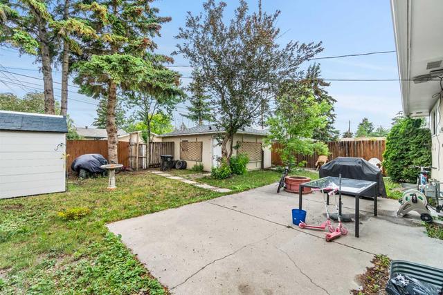 211 44 St Ne, House detached with 5 bedrooms, 3 bathrooms and 4 parking in Calgary AB | Image 36