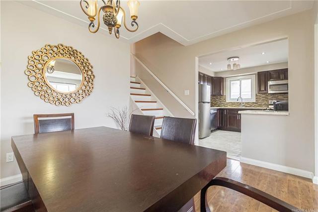 291 Mohawk Road W, House detached with 4 bedrooms, 2 bathrooms and 8 parking in Hamilton ON | Image 14