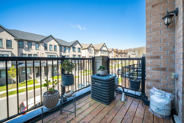 107 Frederick Wilson Ave, Townhouse with 3 bedrooms, 3 bathrooms and 2 parking in Markham ON | Image 19