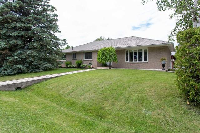 17 Brenda Blvd, House detached with 3 bedrooms, 3 bathrooms and 5 parking in Kawartha Lakes ON | Image 12