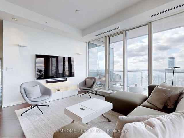 5004 - 180 University Ave, Condo with 2 bedrooms, 3 bathrooms and 2 parking in Toronto ON | Image 32
