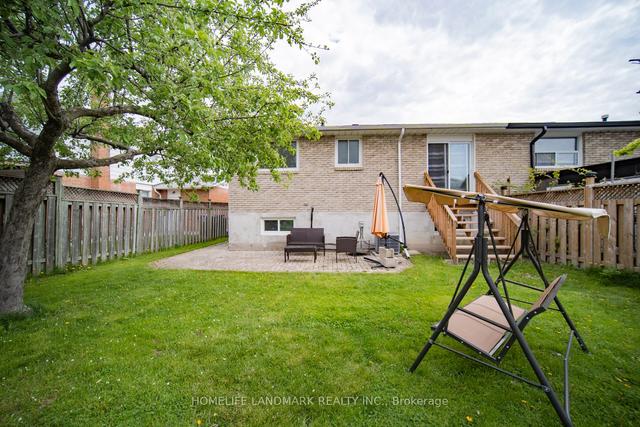 2552 Crystalburn Ave, House semidetached with 3 bedrooms, 2 bathrooms and 3 parking in Mississauga ON | Image 30