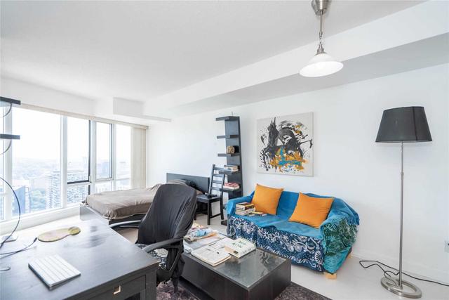 4002 - 210 Victoria St, Condo with 0 bedrooms, 1 bathrooms and 0 parking in Toronto ON | Image 6