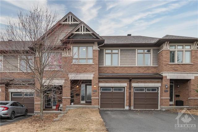 814 Fletcher Cir, Townhouse with 3 bedrooms, 3 bathrooms and 3 parking in Ottawa ON | Image 1