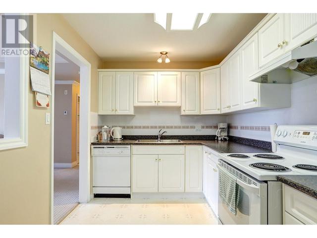 312 - 3220 Centennial Dr, Condo with 2 bedrooms, 2 bathrooms and 1 parking in Vernon BC | Image 14