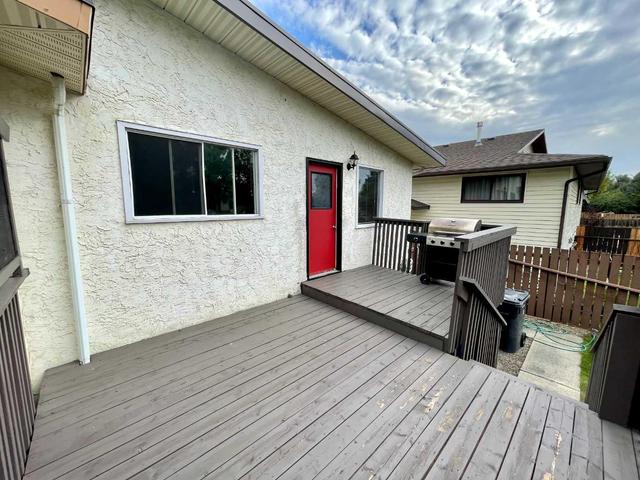 192 Chippewa Cres W, Home with 4 bedrooms, 2 bathrooms and 2 parking in Lethbridge AB | Image 30