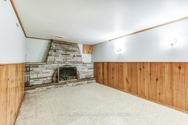 40 Greendowns Dr, House detached with 3 bedrooms, 2 bathrooms and 4 parking in Toronto ON | Image 17