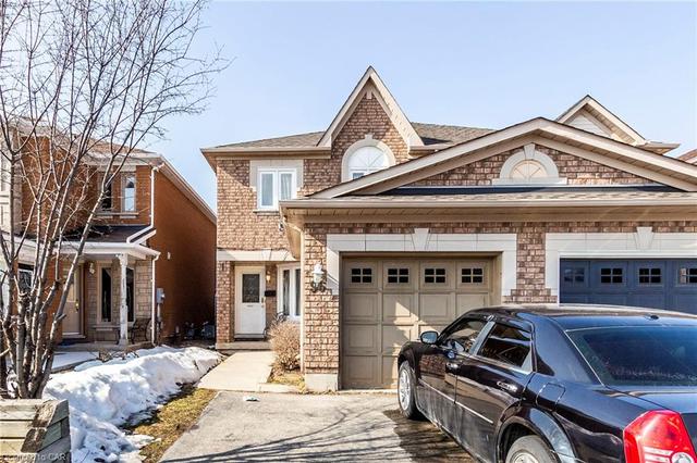 96 Stonecairn Dr, House semidetached with 3 bedrooms, 2 bathrooms and 2 parking in Cambridge ON | Image 1