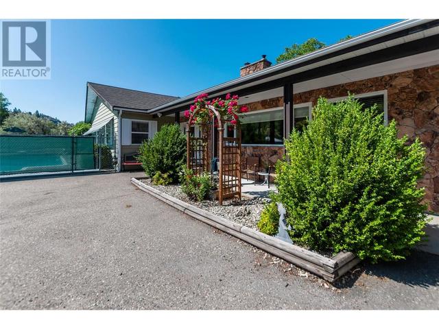 3575 Valleyview Rd, House detached with 4 bedrooms, 0 bathrooms and 9 parking in Penticton BC | Image 52
