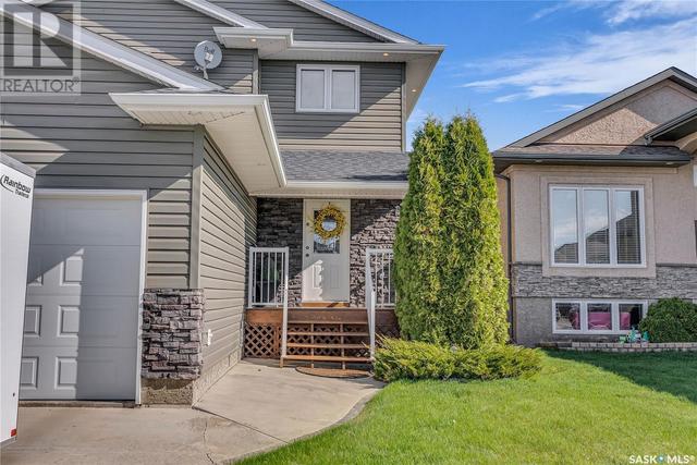605 Regier Pl, House detached with 3 bedrooms, 3 bathrooms and null parking in Martensville SK | Image 3