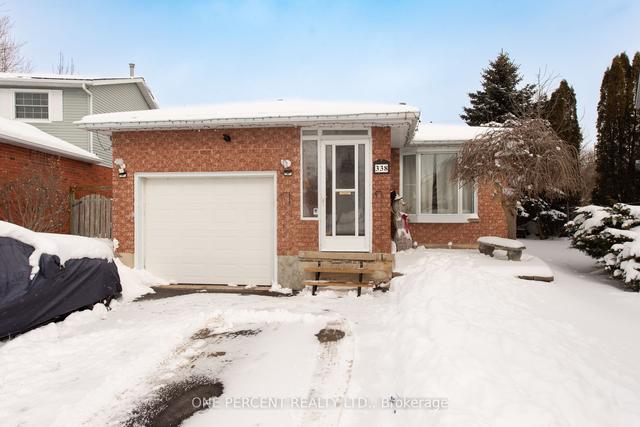 338 Adams Ct, House detached with 3 bedrooms, 2 bathrooms and 5 parking in Orangeville ON | Image 1
