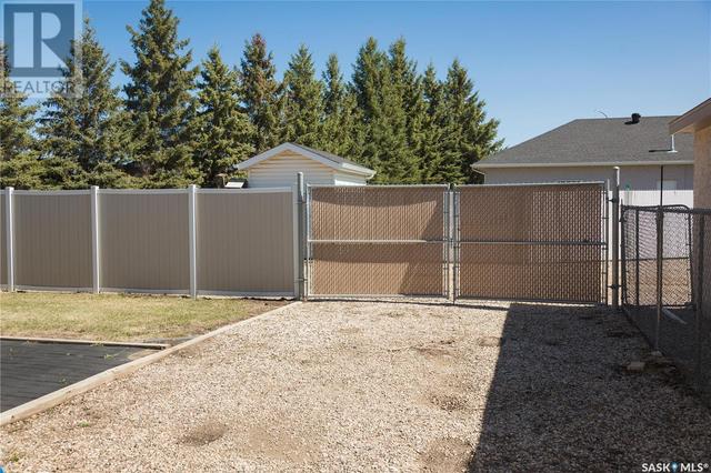 731 Adamson Crescent, House detached with 4 bedrooms, 3 bathrooms and null parking in Shellbrook SK | Image 27