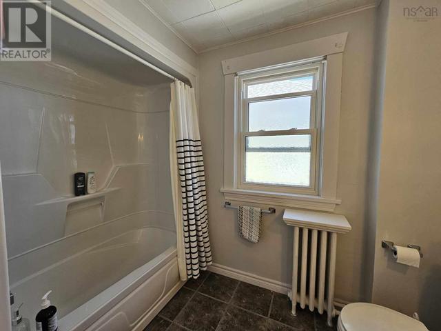 62 Lorway Ave, House detached with 4 bedrooms, 2 bathrooms and null parking in Cape Breton NS | Image 21