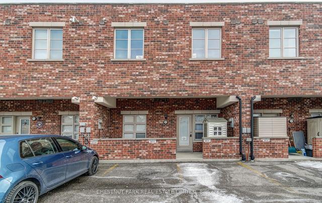 5 - 885 Lakeshore Rd E, Condo with 3 bedrooms, 2 bathrooms and 2 parking in Mississauga ON | Image 19