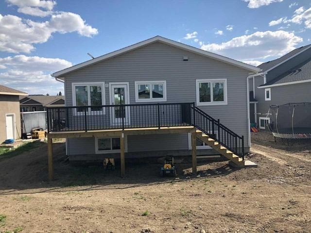 321 East 250 North, House detached with 3 bedrooms, 3 bathrooms and 2 parking in Raymond AB | Image 20