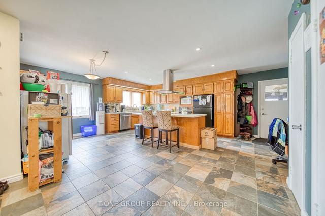 58 Reyburn Ave, House detached with 3 bedrooms, 3 bathrooms and 5 parking in Kitchener ON | Image 32
