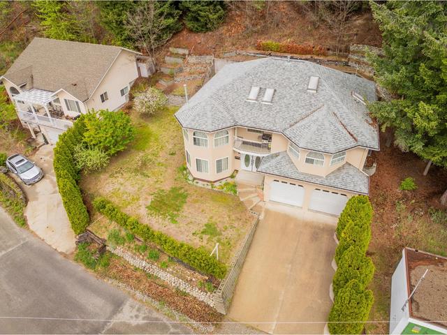 3311 Laburnum Dr, House detached with 4 bedrooms, 3 bathrooms and 4 parking in Trail BC | Image 17