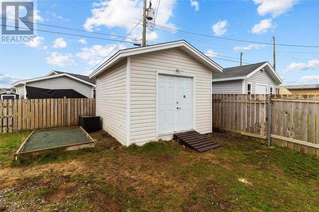 12 Stanhope Dr, House detached with 3 bedrooms, 3 bathrooms and null parking in Paradise NL | Image 23