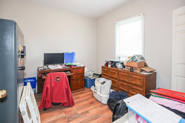 21 Trapnell St, House detached with 3 bedrooms, 1 bathrooms and 2 parking in St. Catharines ON | Image 22