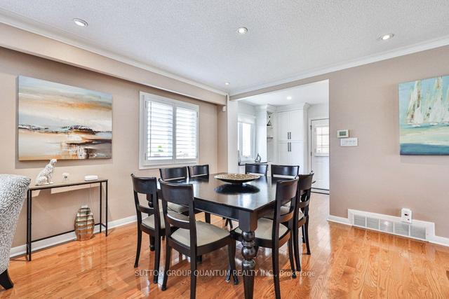 57 Decarie Cir, House detached with 4 bedrooms, 3 bathrooms and 5 parking in Toronto ON | Image 4