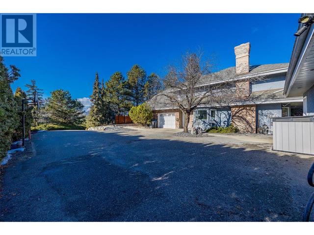 1610 Highland Dr N, House detached with 4 bedrooms, 2 bathrooms and 2 parking in Kelowna BC | Image 23