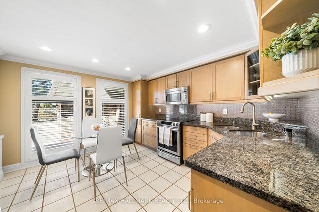 10 - 37 James Foxway, Townhouse with 3 bedrooms, 4 bathrooms and 2 parking in Toronto ON | Image 3