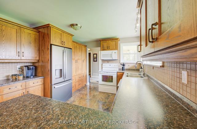 298 London Rd S, House detached with 2 bedrooms, 1 bathrooms and 12 parking in Wellington North ON | Image 32