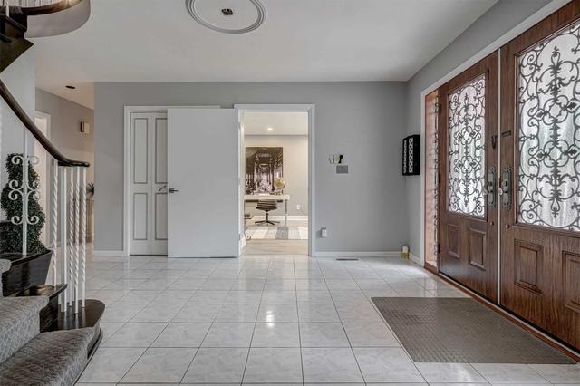28 Tullamore Dr, House detached with 4 bedrooms, 4 bathrooms and 6 parking in Toronto ON | Image 24