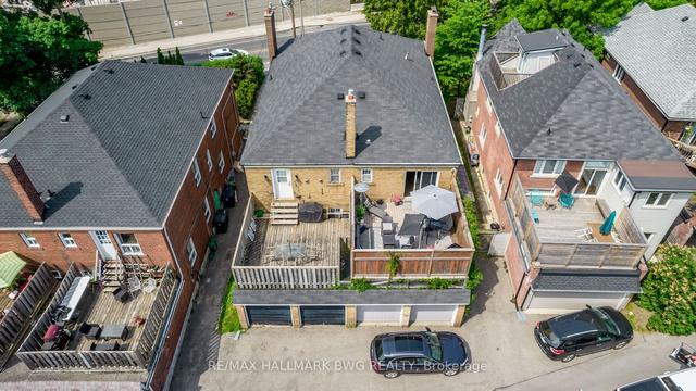 384 Davenport Rd, House detached with 2 bedrooms, 1 bathrooms and 0 parking in Toronto ON | Image 4