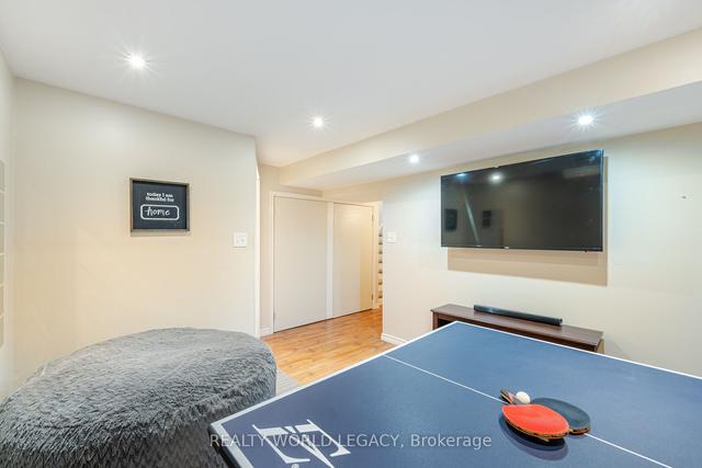 28 Gowland Dr, House attached with 3 bedrooms, 2 bathrooms and 2 parking in Hamilton ON | Image 20