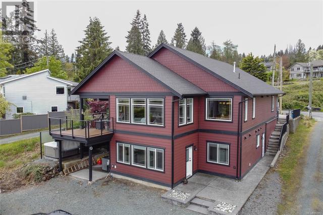 10107 View St, House detached with 4 bedrooms, 4 bathrooms and 4 parking in North Cowichan BC | Image 1