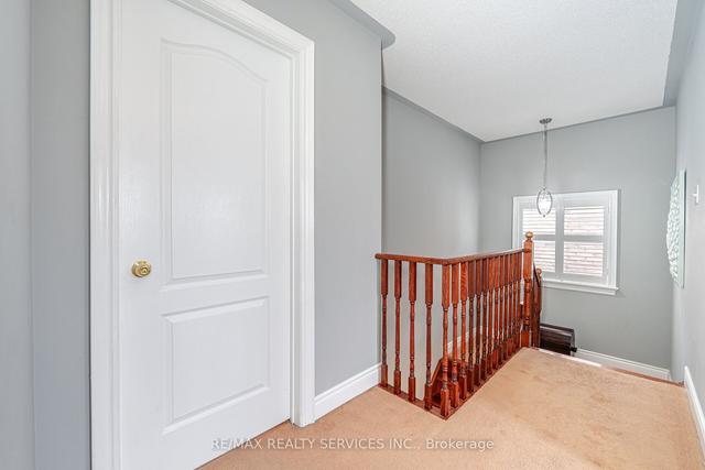 11 Galveston Cres, House detached with 3 bedrooms, 4 bathrooms and 4 parking in Brampton ON | Image 13