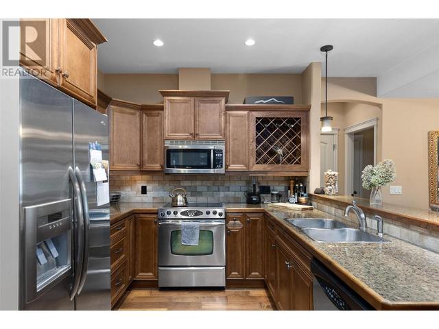 106 - 2780 Auburn Rd, Condo with 2 bedrooms, 2 bathrooms and 1 parking in West Kelowna BC | Image 3