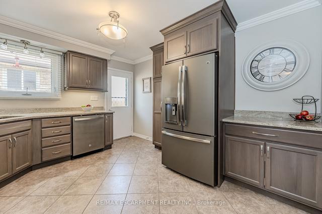2306 Malcolm Cres, House detached with 3 bedrooms, 2 bathrooms and 3 parking in Burlington ON | Image 39
