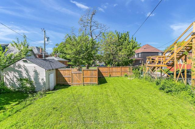 719 Dougall Ave, House detached with 4 bedrooms, 2 bathrooms and 3 parking in Windsor ON | Image 24