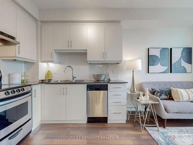 1608 - 68 Canterbury Pl, Condo with 1 bedrooms, 1 bathrooms and 1 parking in Toronto ON | Image 14