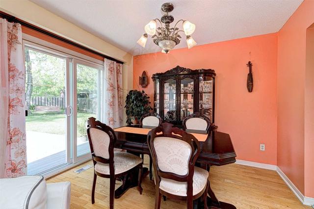 2373 Cobbinshaw Circ, House detached with 3 bedrooms, 3 bathrooms and 4 parking in Mississauga ON | Image 29