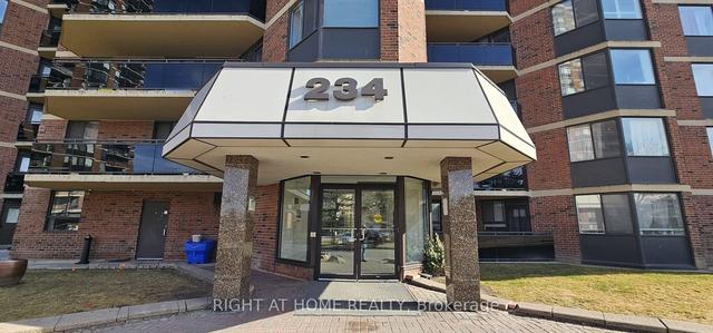 2212 - 234 Albion Rd, Condo with 2 bedrooms, 1 bathrooms and 2 parking in Toronto ON | Image 10